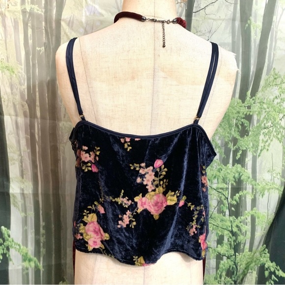 "Victoria's Secret" Navy Velvet Floral Cami- M/L - Picture 6 of 8